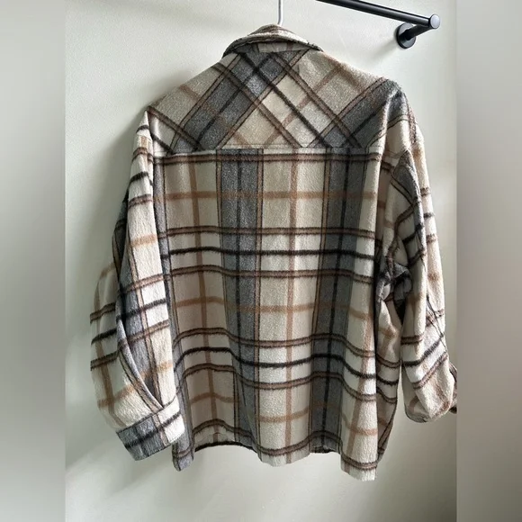 Zara Flannel Jacket - Picture 3 of 3